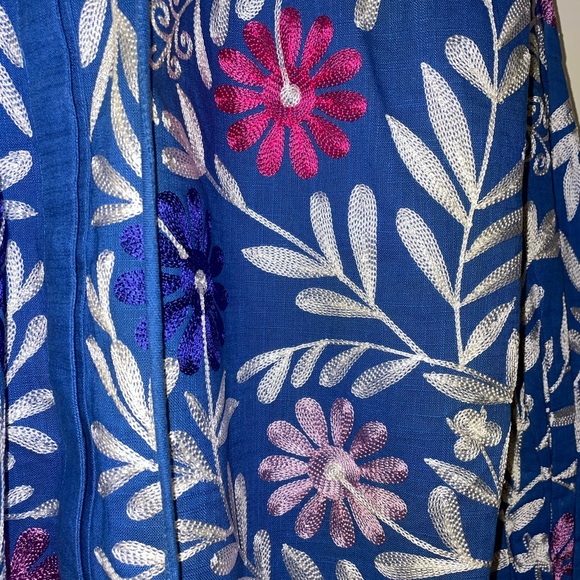 NWT Alexis Embroidered Paulaine Top Small - Picture 5 of 12